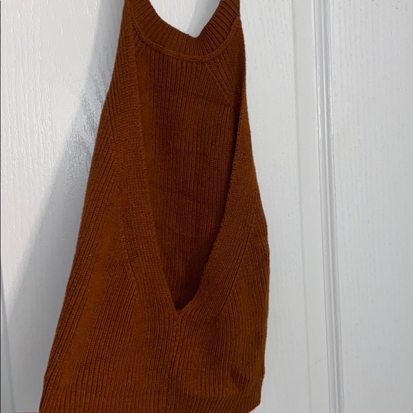 Knitted Burnt orange halter top - Picture 2 of 3